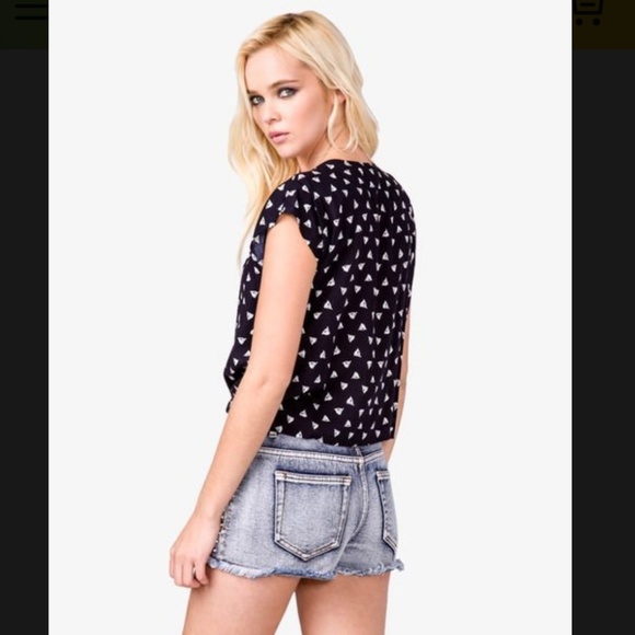 ⛵Forever 21 Nautical Print Short Sleeve Top - Picture 2 of 6